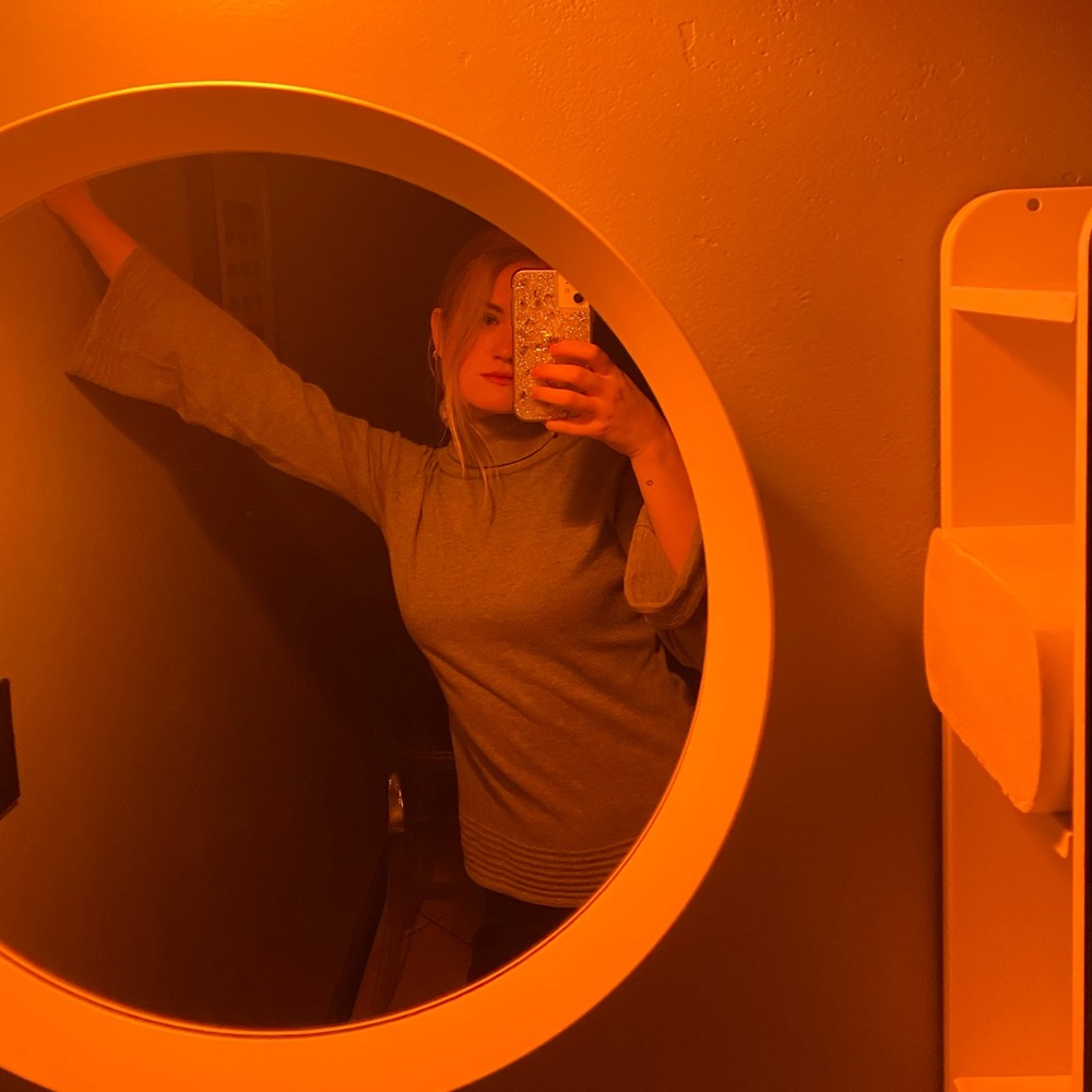 Meet your Posher, Carolyn